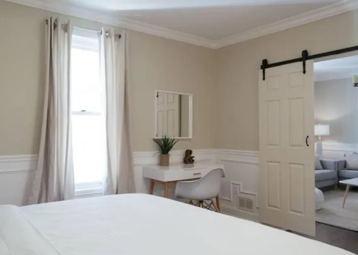 3br Cozy, Great Location & Pet-friendly- Stylish Appartamento Dunning