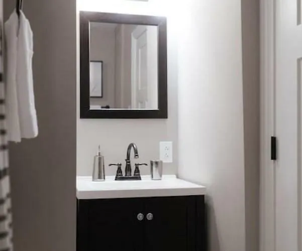 Appartamento 3br Cozy, Great Location & Pet-friendly- Stylish *
