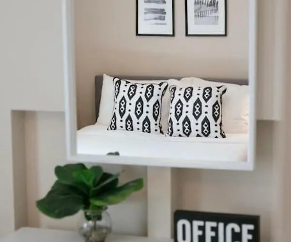 3br Cozy, Great Location & Pet-friendly- Stylish Appartamento Dunning